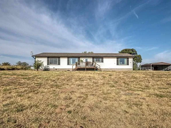 4626 County Street 2790, Marlow, OK 73055