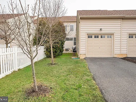 2223 N Okeeffe Ln — Photo 23