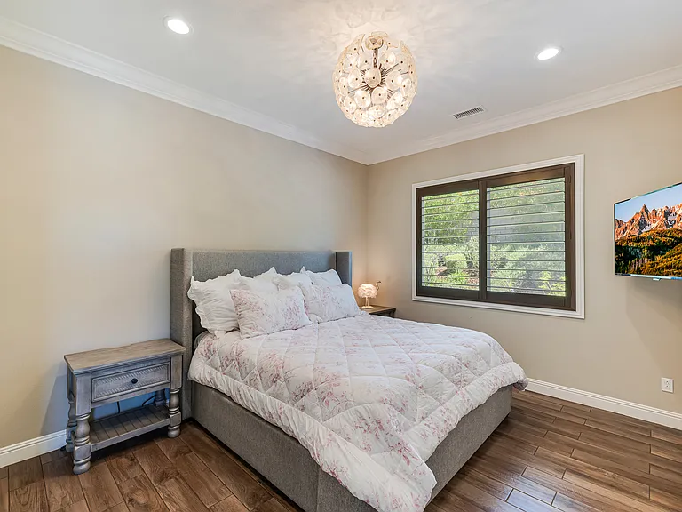 7305 Augusta Dr — Photo 20