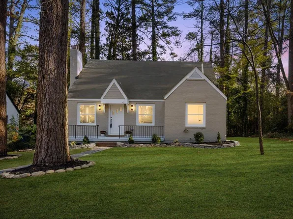 2703 Augusta Dr, Durham, NC 27707