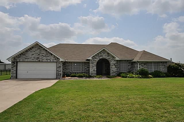 1st image of 104 Weston Dr