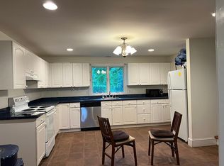 31 Island Rd, Whitehouse, NJ 08888
