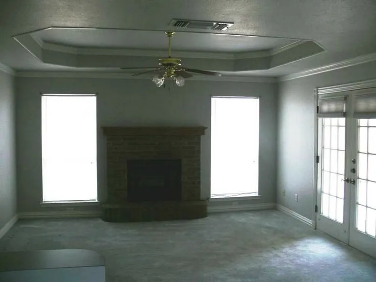 601 Man O War Dr — Photo 7