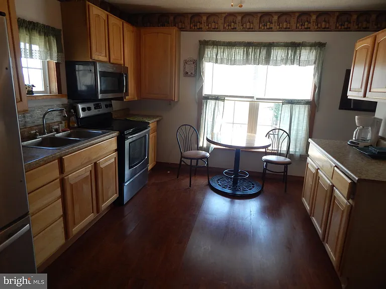 2553 Warm Springs Rd — Photo 8