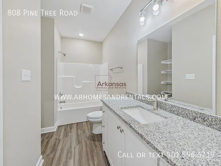 808 Pine Tree Rd — Photo 8
