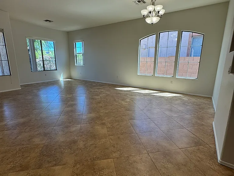 1259 W Faldo Dr — Photo 6