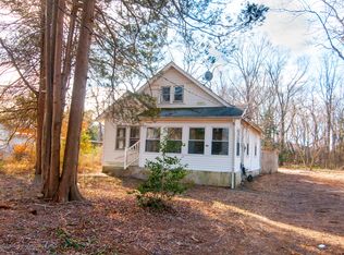 160 Colts Neck Rd, Farmingdale, NJ 07727