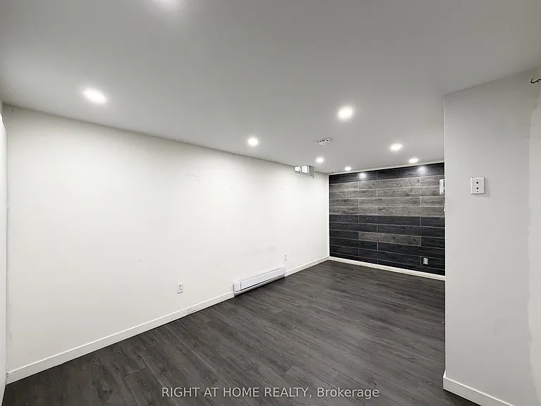 1010 Glen St #91 — Photo 23