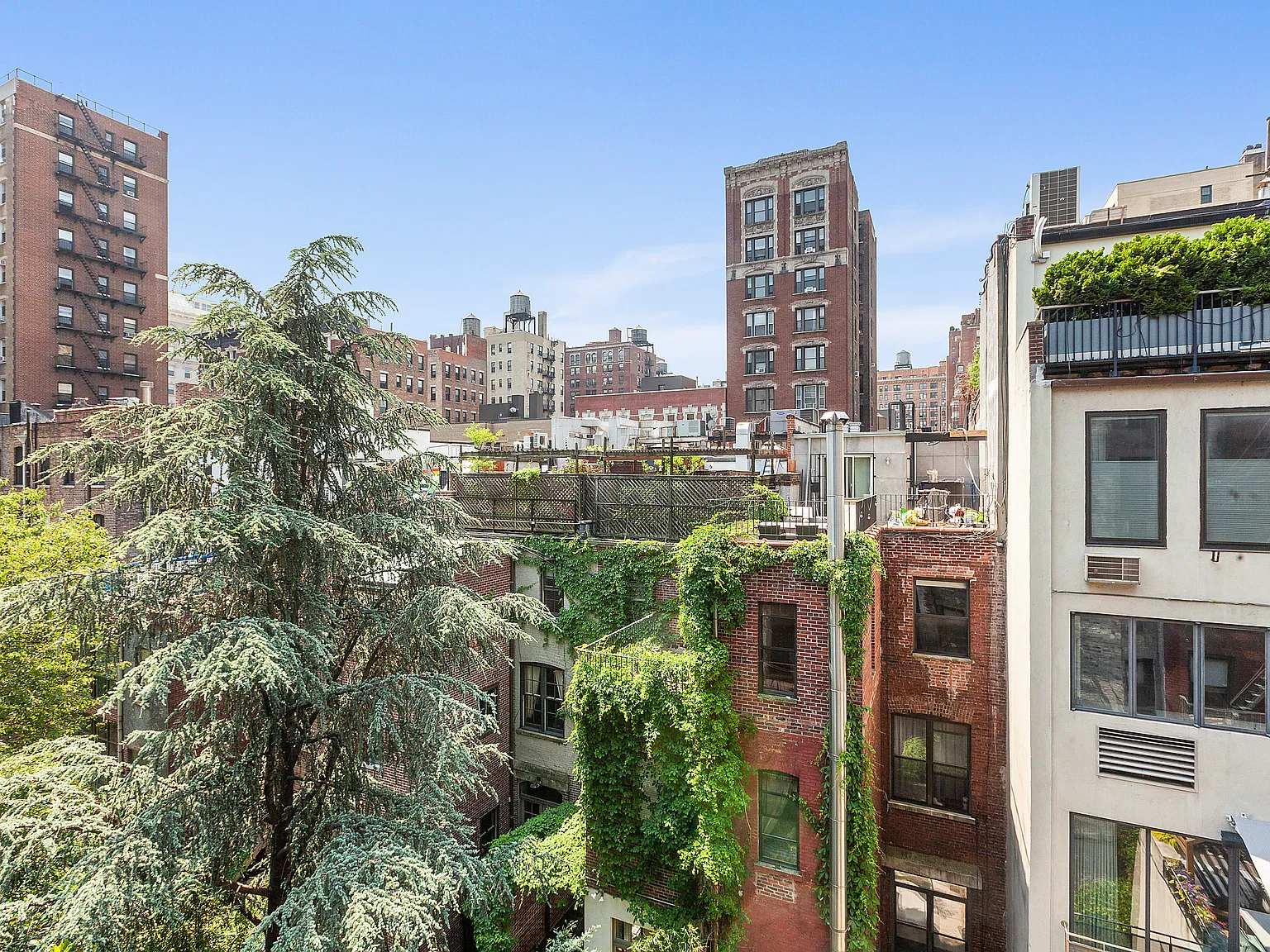 330 West 85th Street — Photo 2