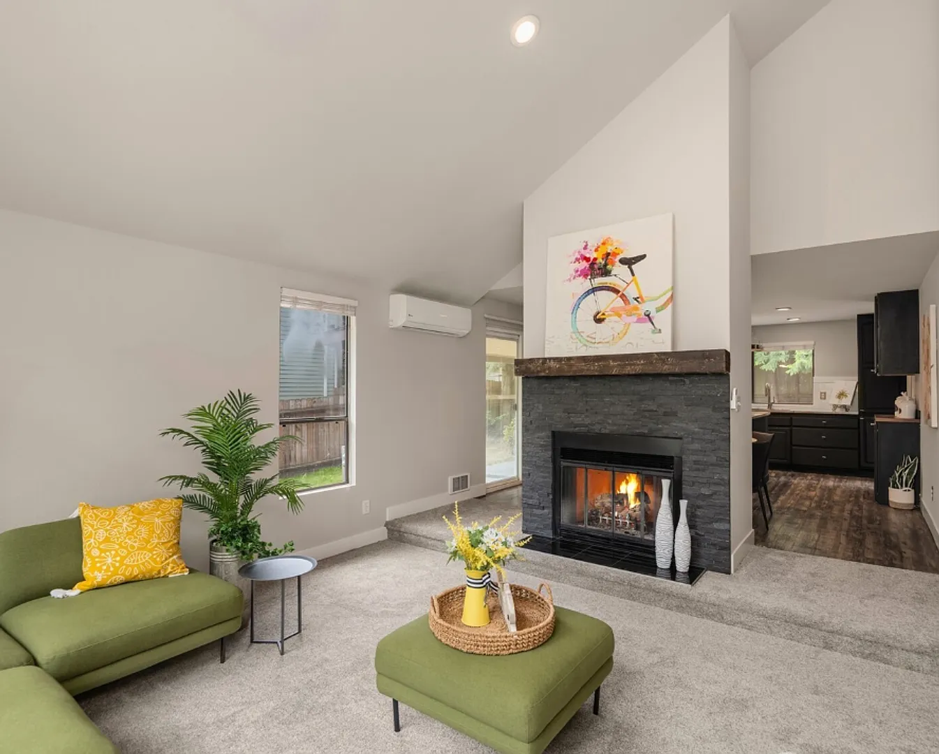 Beautifully Updated 4-Bedroom Home in Kirkland's Highlands Neighborhood! — Photo 3