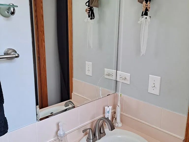 6404 W Dakin St #2 — Photo 1