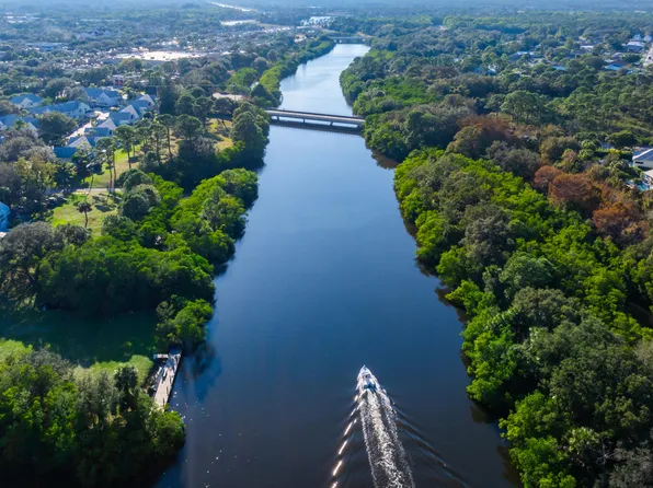 6298 Launch Club Circle, Jupiter, FL 33458