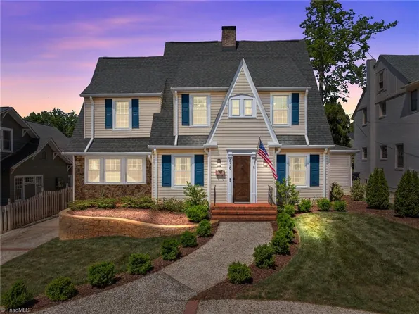638 Colonial Dr, High Point, NC 27262