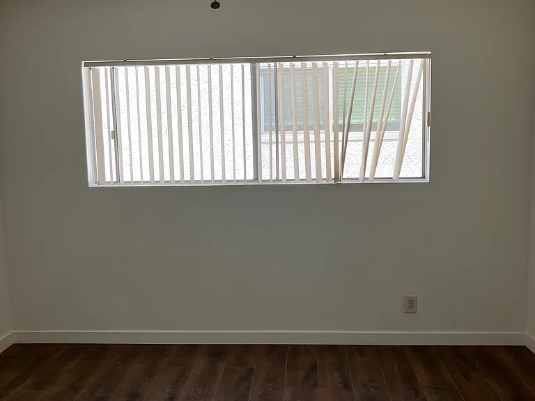 3329 Keystone Ave #7 — Photo 11