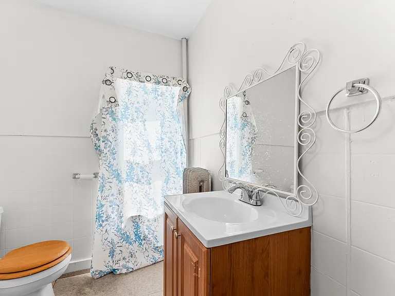 50 Moore St #2R — Photo 17