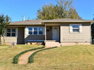 1315 S 12th St, Chickasha, OK 73018