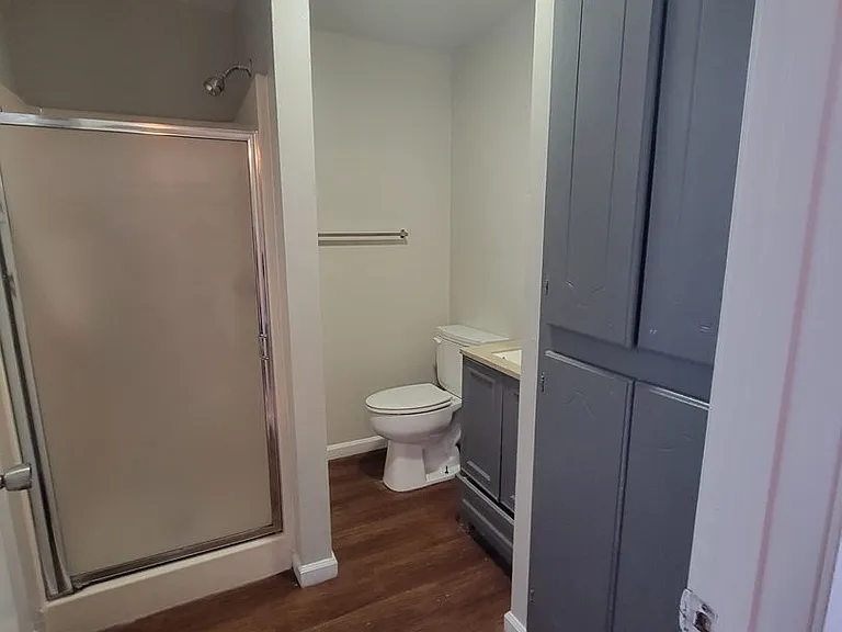 188 Charles Ave #188 — Photo 25