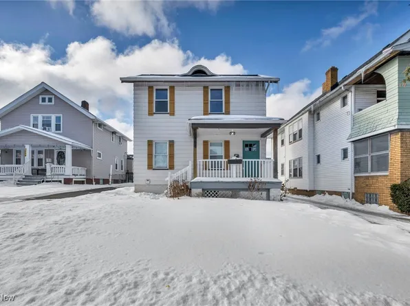 2204 Bunts Rd, Lakewood, OH 44107