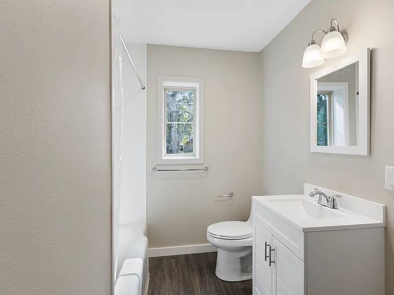 225 Etta St — Photo 12