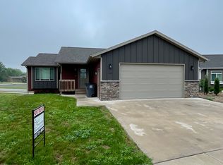 628 Rachel Ln, Box Elder, SD 57719