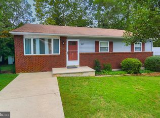 217 Highland Rd, Glen Burnie, MD 21060