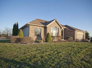 248 W Rue Dijon, Columbia City, IN 46725