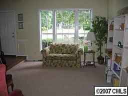 5th image of 13518 Duckett Ct