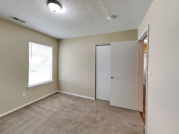 3059 Champion Ln SW — Photo 10