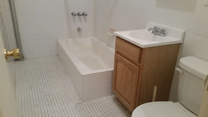 Rented by Lang Realty LLC | media 1