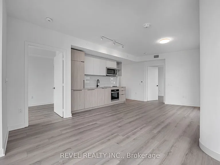 1185 Dupont St #1410 — Photo 6
