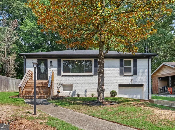 208 Silver Springs Cir SW, Atlanta, GA 30310