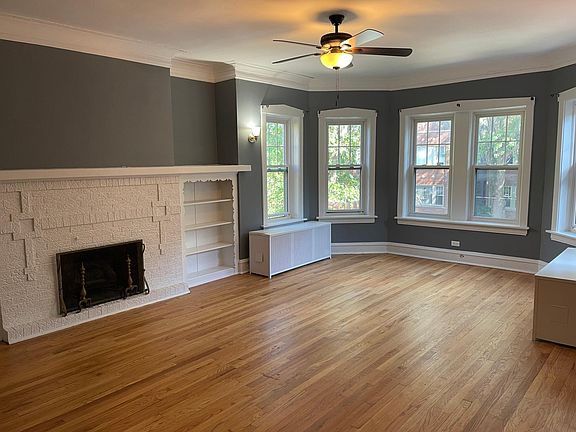 2nd image of 5008 N Mozart St #3
