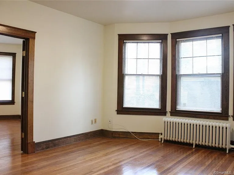 16 Woodland St #1 — Photo 2