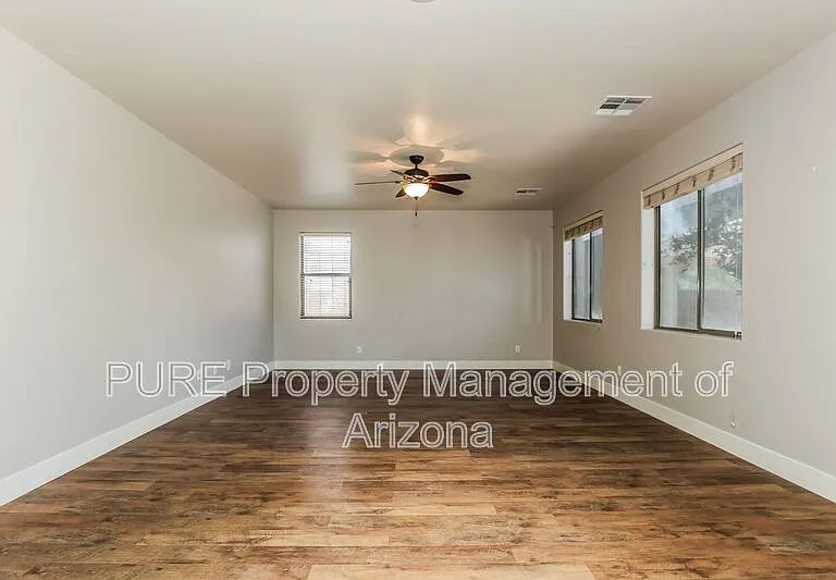 43558 W Oster Dr — Photo 3
