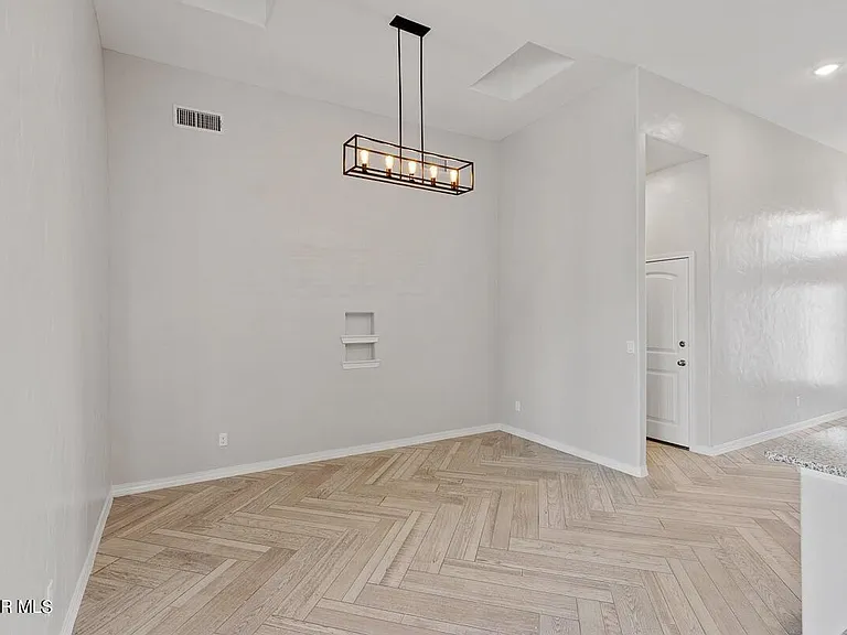 913 Louisiana Downs Ave — Photo 3