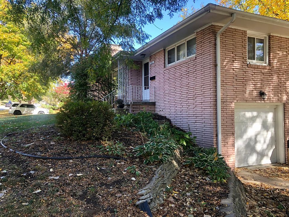 Front of unit
