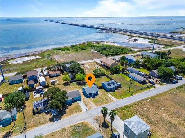 913 Recreation Dr, Corpus Christi, TX 78418
