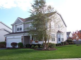 1545 Augusta Ln, Cary, IL 60013