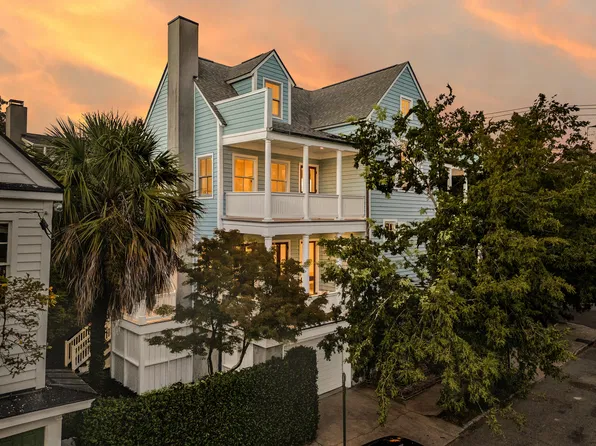 9 Elizabeth St, Charleston, SC 29403