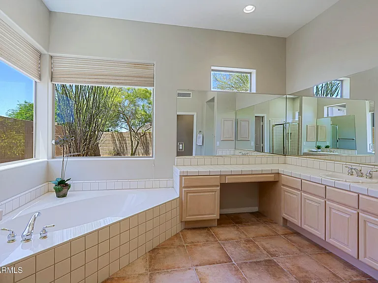 34106 N 66th Way — Photo 22
