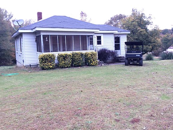 2nd image of 140 Crawford Dr