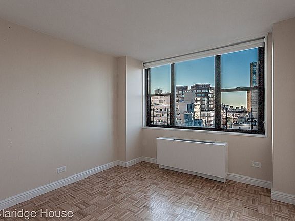3rd image of 201 E 87th St APT 22F