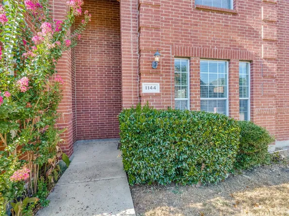 1144 Jamie Dr, Grand Prairie, TX 75052
