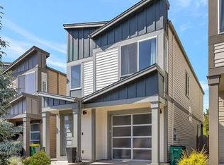 746 NW Pebblestone Ln, Beaverton, OR 97006