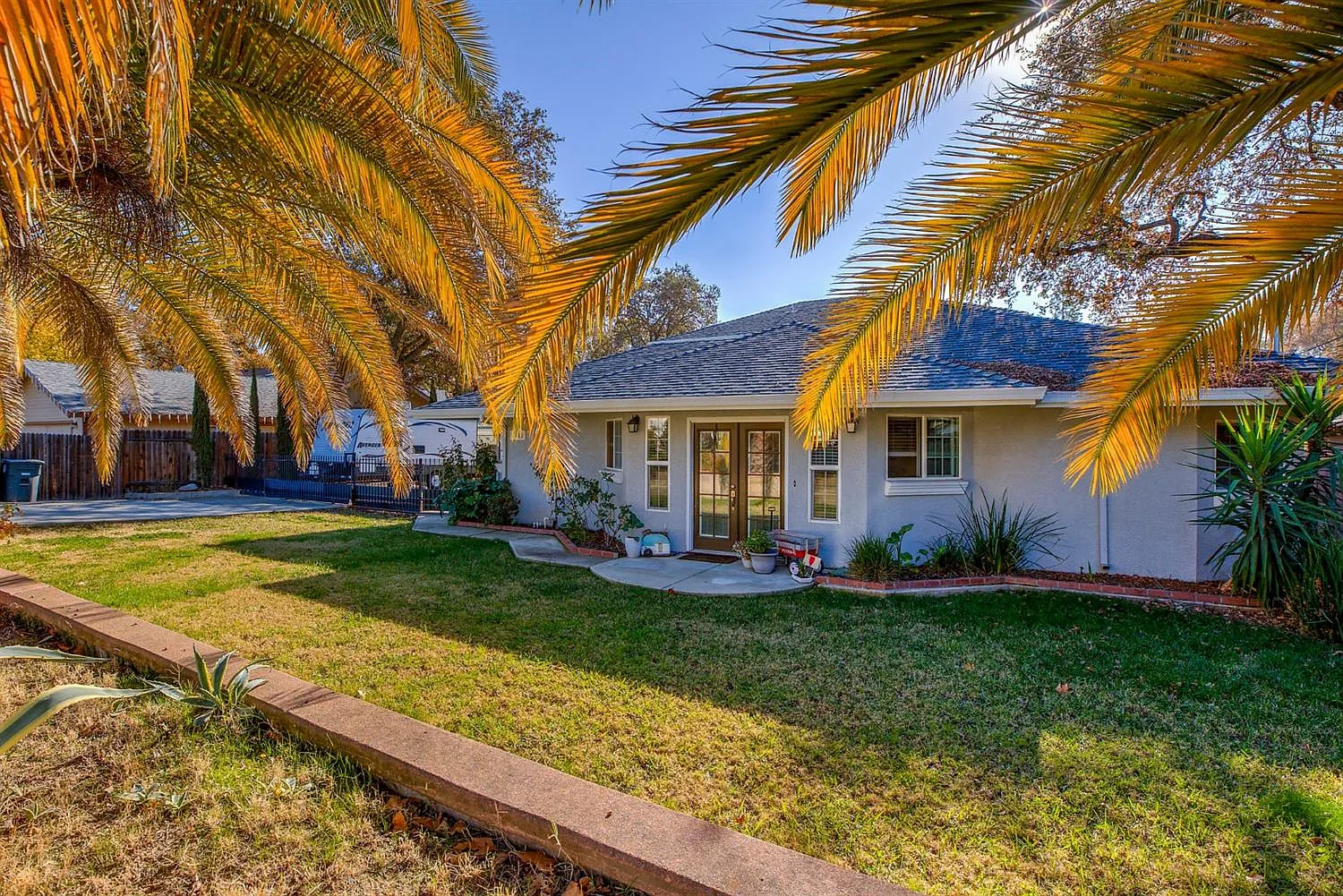 7650 Poppy Way photo 1