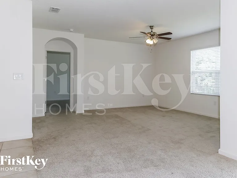 4173 SW Endicott St — Photo 4