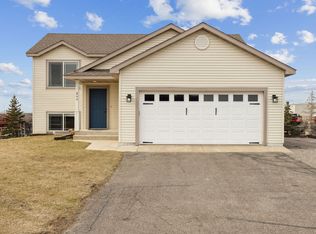 844 Poplar Dr SE, Kimball, MN 55353