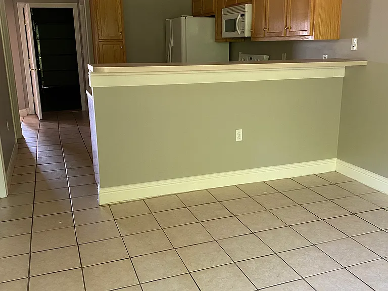 129 Commerce Dr #2 — Photo 10