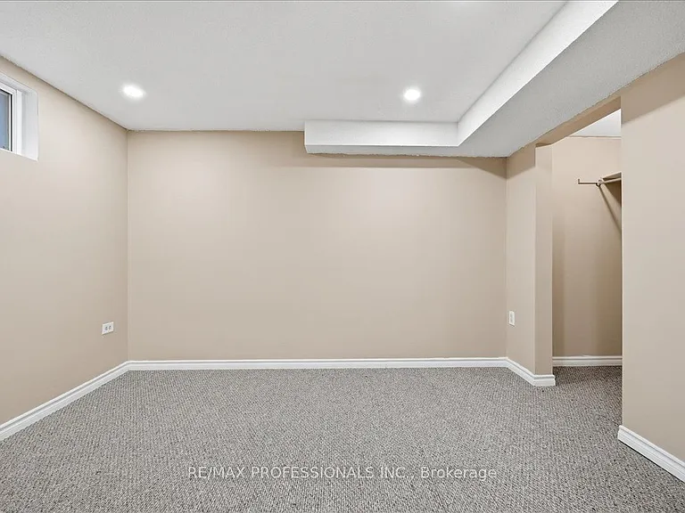 1708 Woodeden Dr — Photo 28