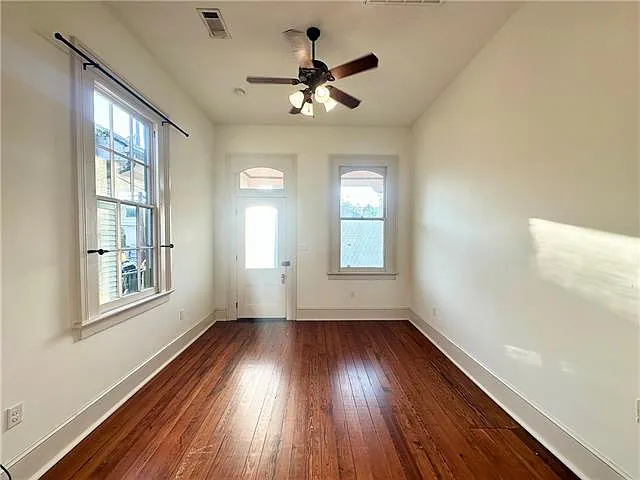 1 bed, 1.0 bath, 900 sqft, $1,750 — Photo 2